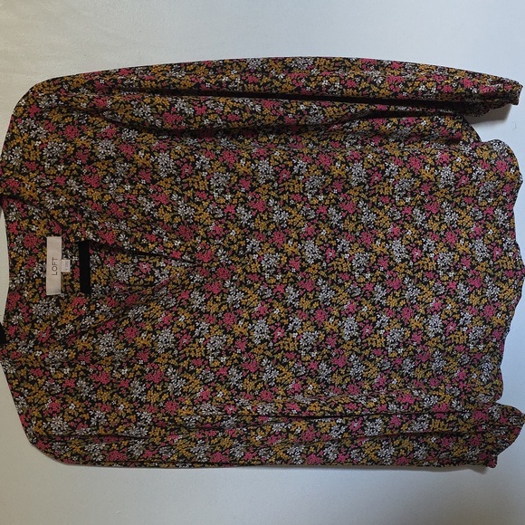 LOFT Wildflower Split Neck Blouse Size Small - Picture 1 of 5